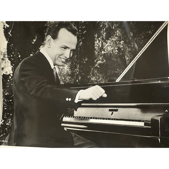 Vintage Roger Williams 1961 Swingin Along Movie Still Head Shot Photo - Picture 6 of 14